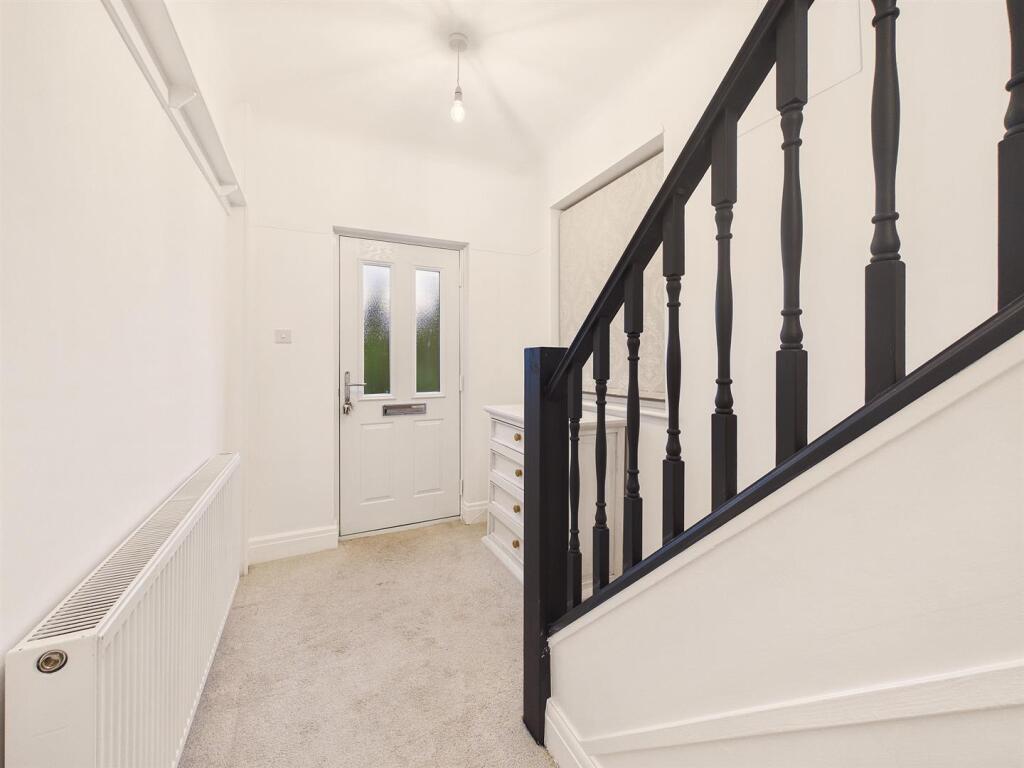 House in Greasby, Liverpool City Region - View 3