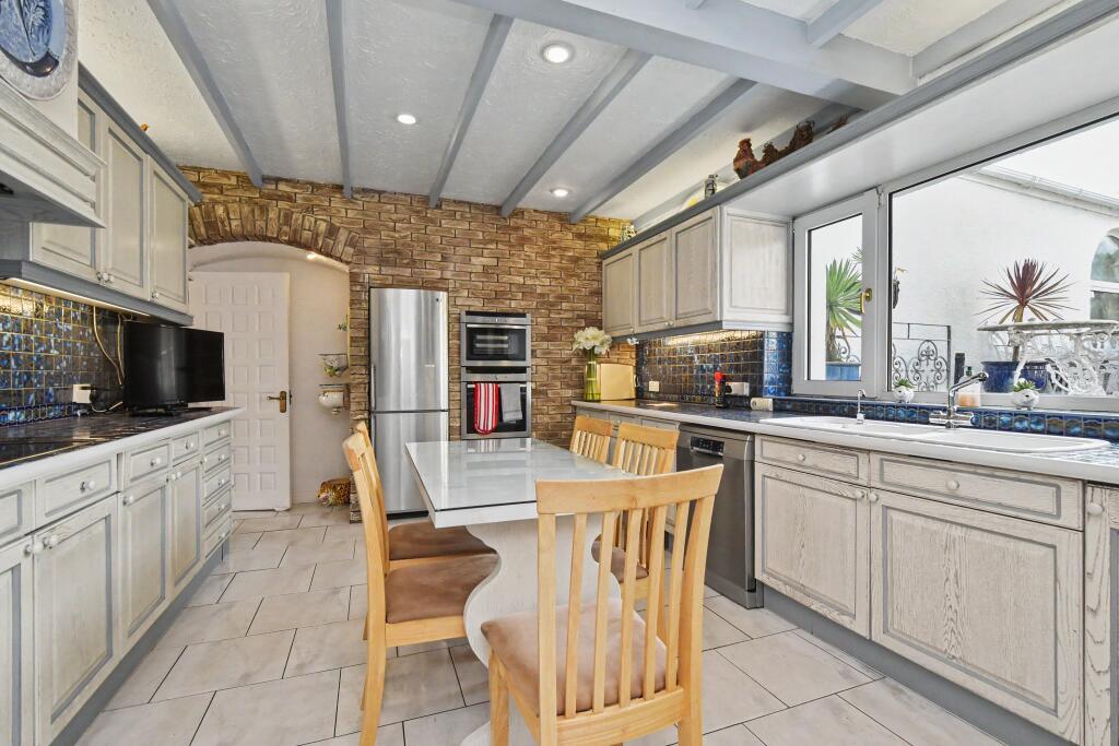 House in Swansea - View 3