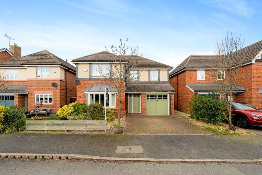 Main image of property: Yew Tree Avenue, Saughall, CH1