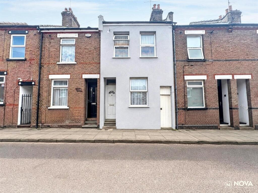 Main image of property: Cowper Street, Luton