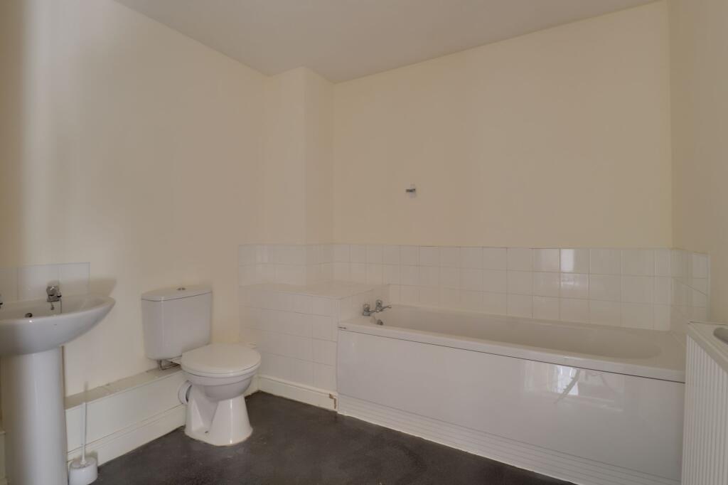 Apartment in Market Drayton, Dalelands, Little Drayton - View 3