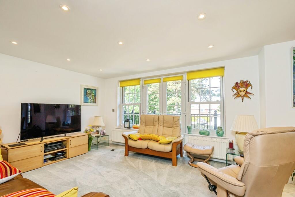 Apartment in Arun, Aldwick - View 3