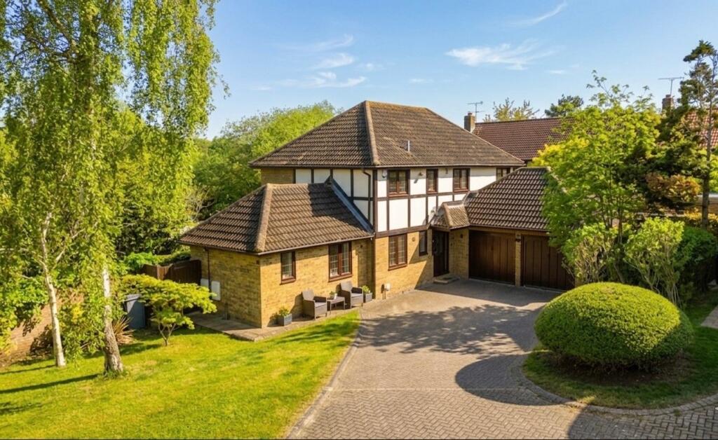 Main image of property: Church Hams, Finchampstead, Wokingham, Berkshire, RG40