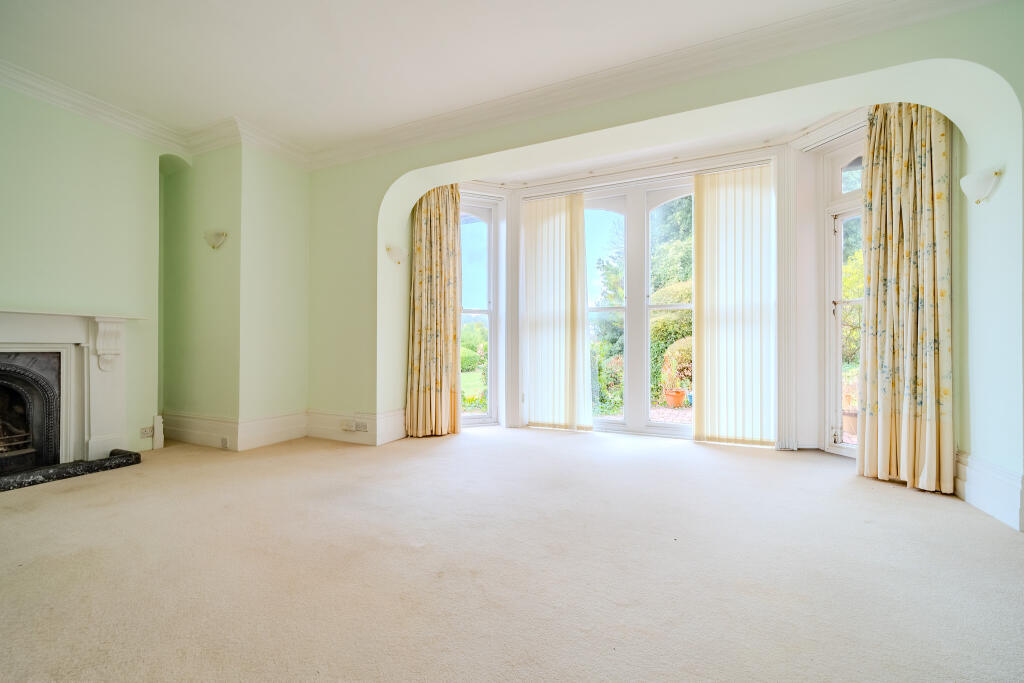 Apartment in Brighton - View 3