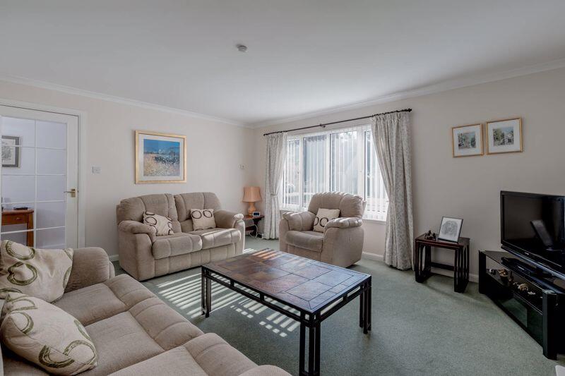 4 Deanfoot Drive, West Linton, EH46 7JF photo 3