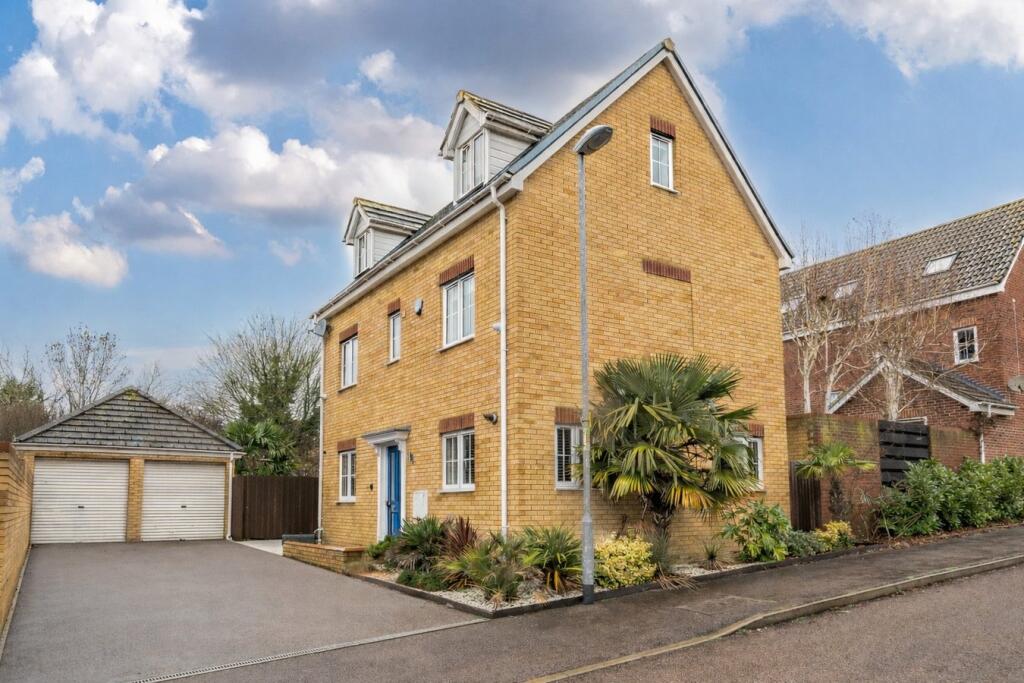 Main image of property: Boundary Close, Henlow, SG16