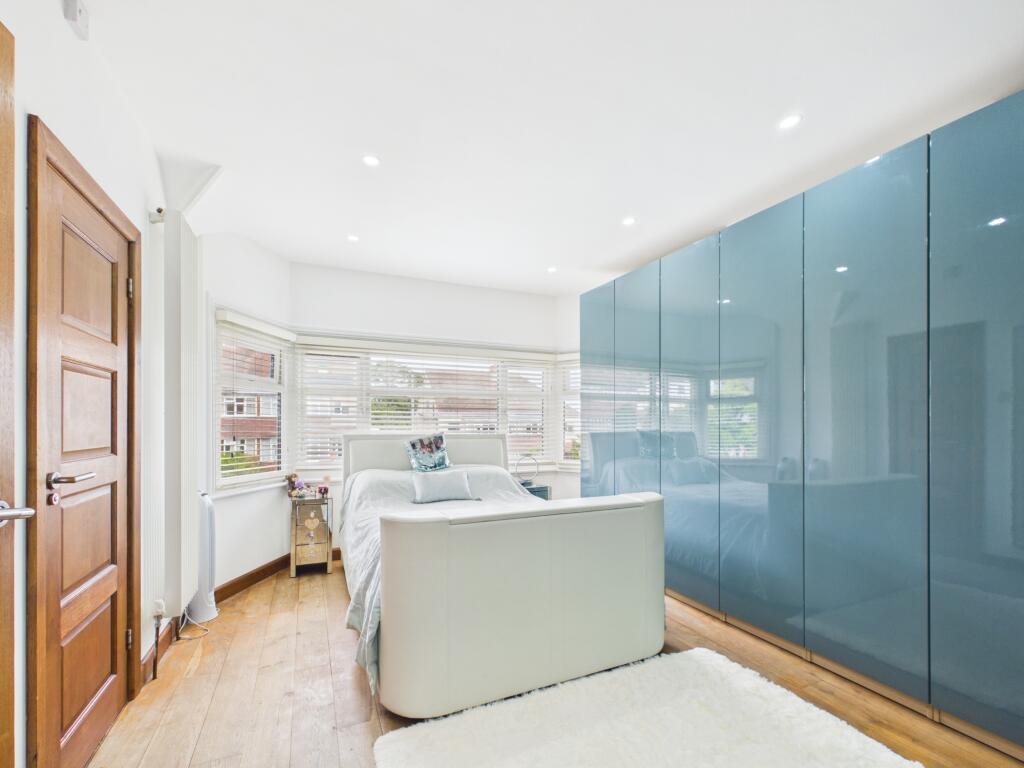 House in Portsmouth - View 5