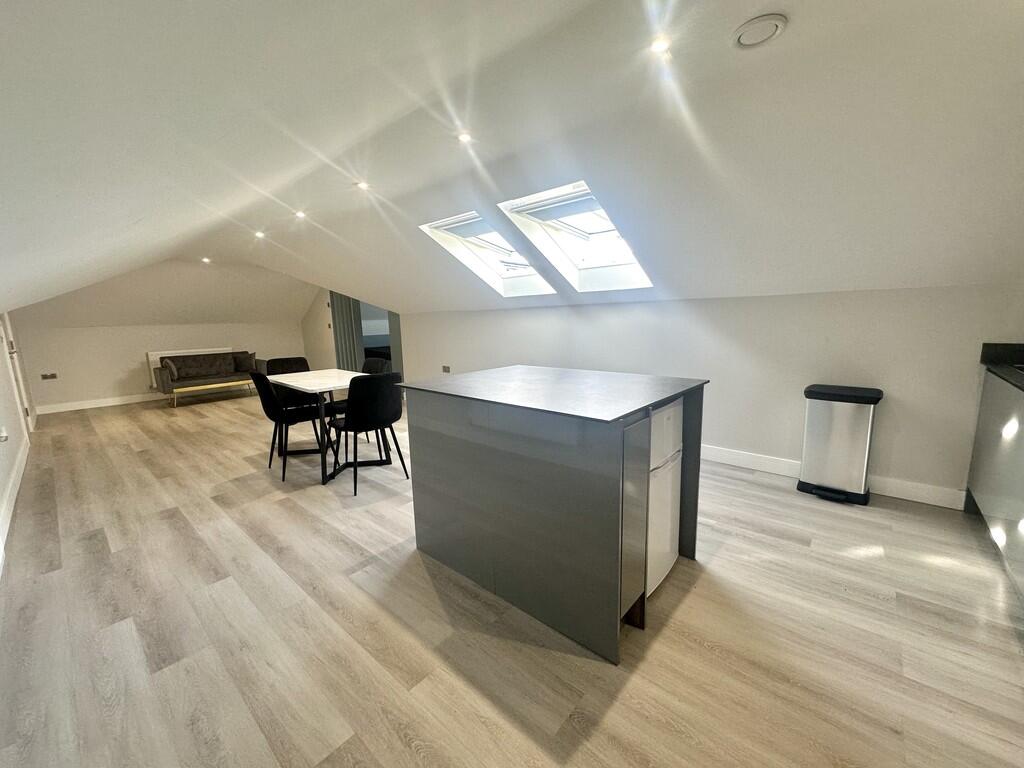 Main image of property: Warwick Road, Kenilworth