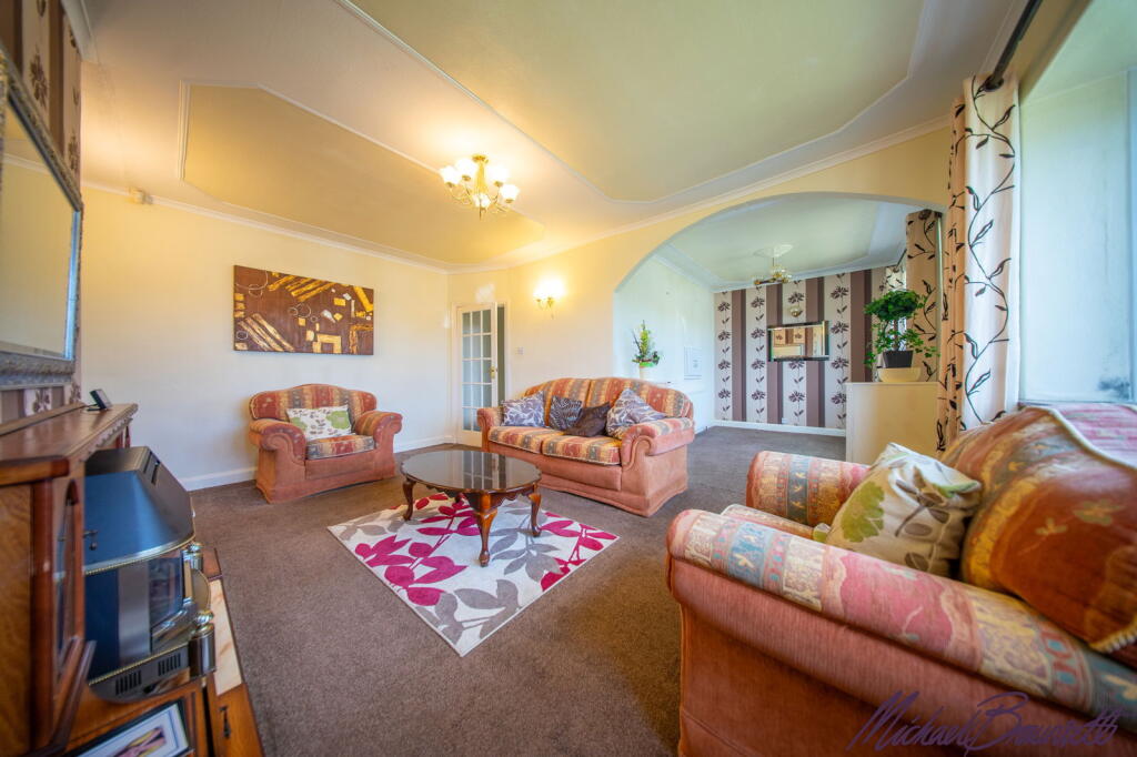 Gregory Crescent, Bradford, BD7 4PG photo 3