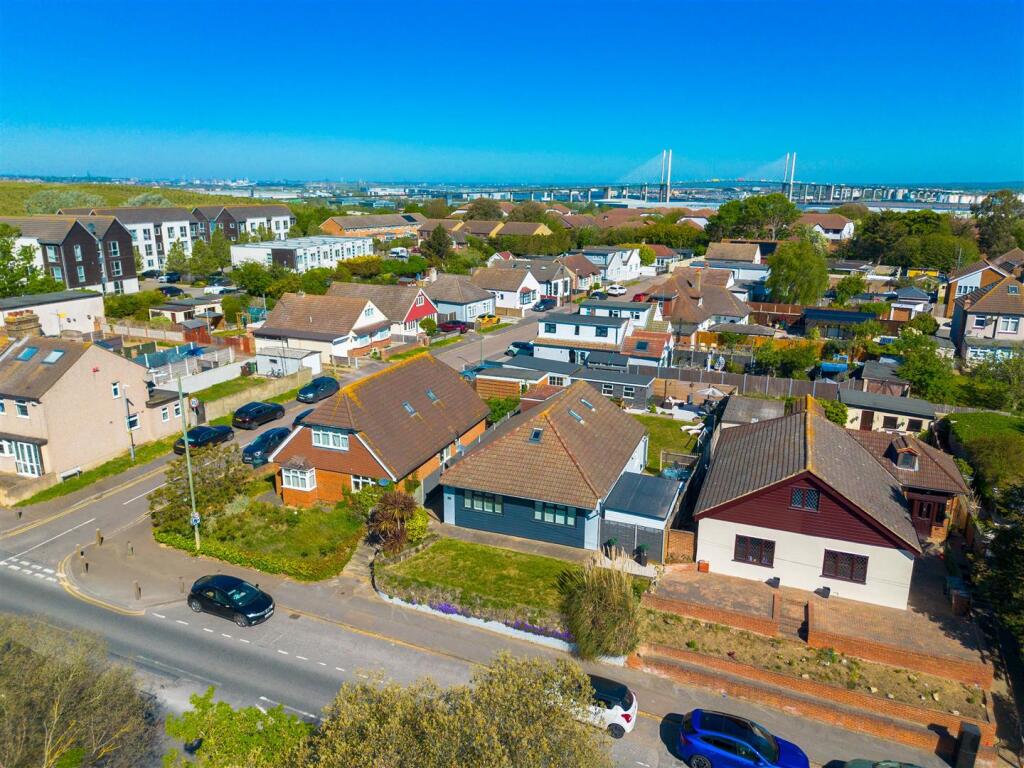 Main image of property: London Road, Greenhithe