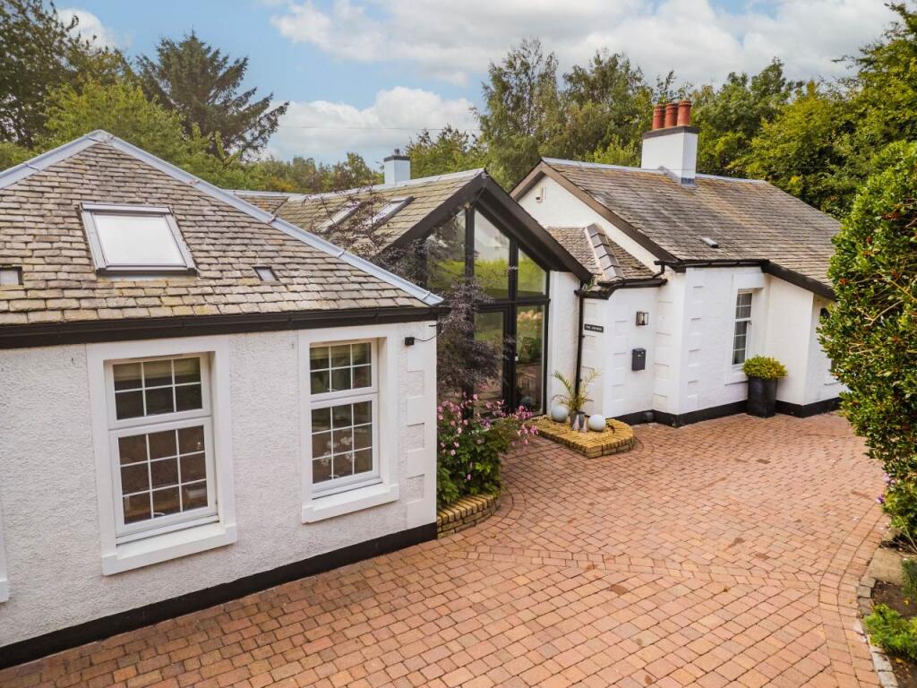 Main image of property: The Arches, Acre Road, Bo'ness