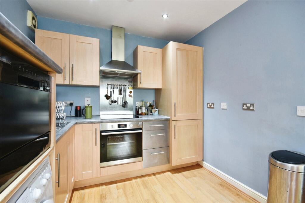Apartment in Manchester, Greater Manchester - View 4