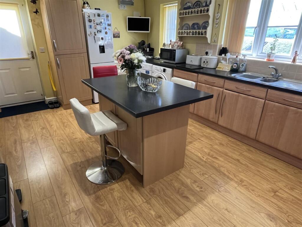 House in Old Colwyn, Conwy - More