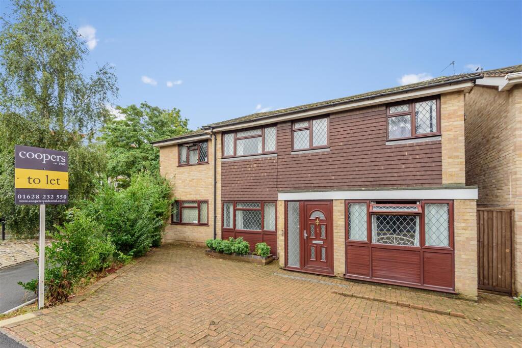 Main image of property: Boyn Hill Road, Maidenhead, SL6