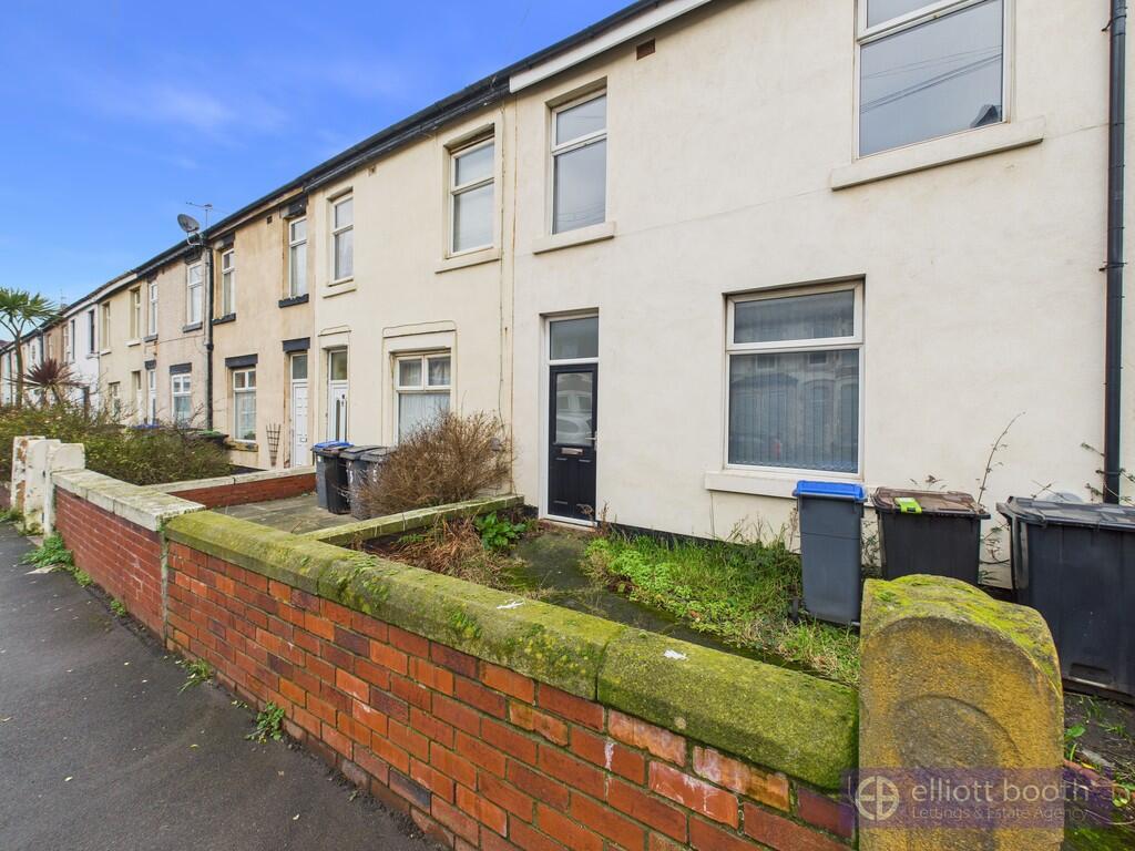 Main image of property: 1 + 3, 3 Henry Street