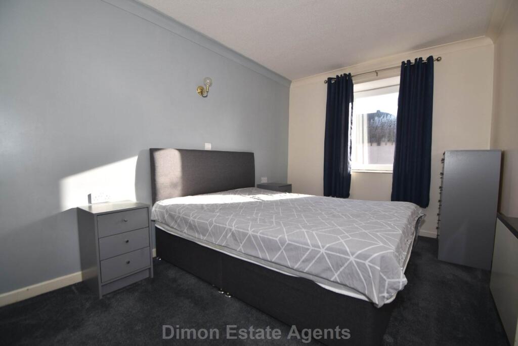 Homefort House, Stoke Road, Gosport photo 4