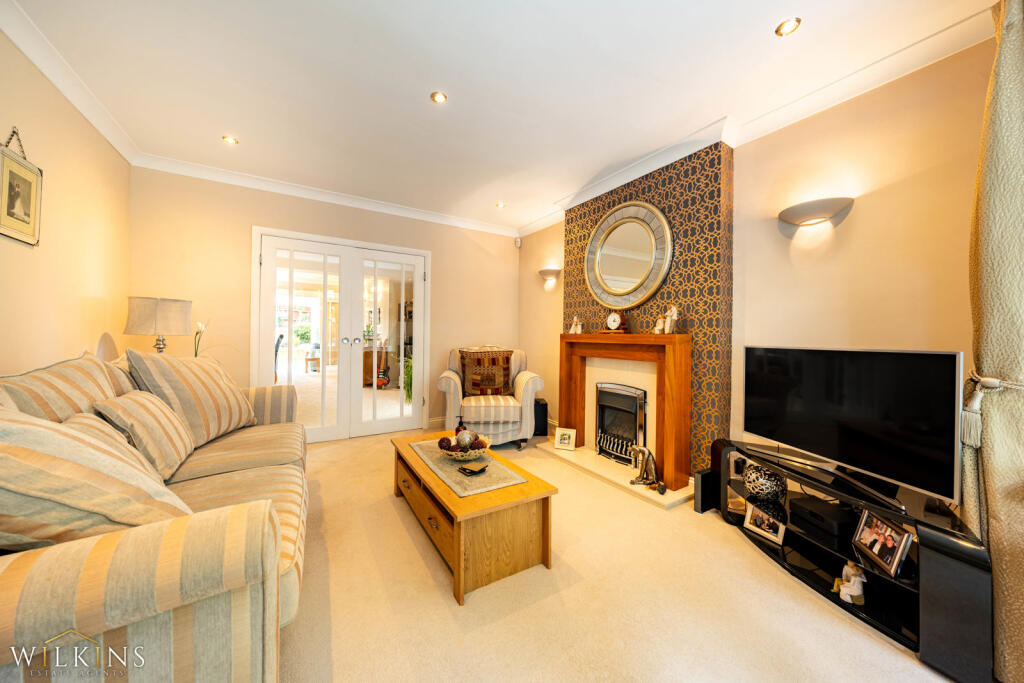 House in Tamworth, Staffordshire - View 3