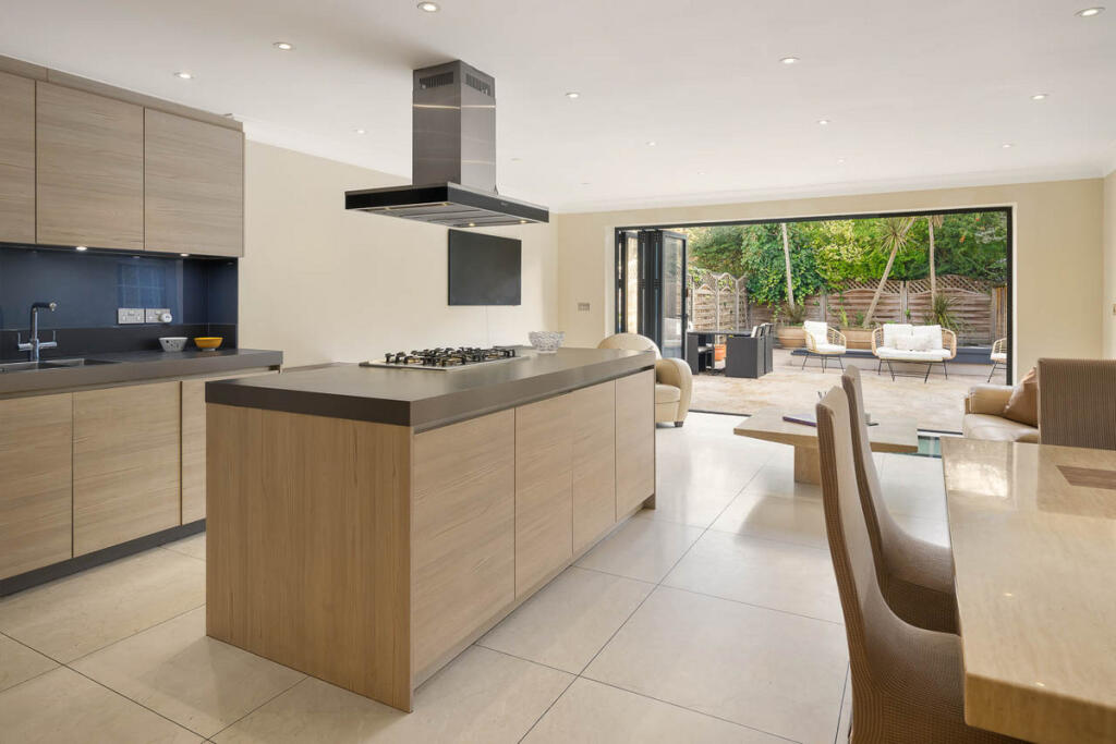 Main image of property: The Marlowes, St John's Wood, NW8