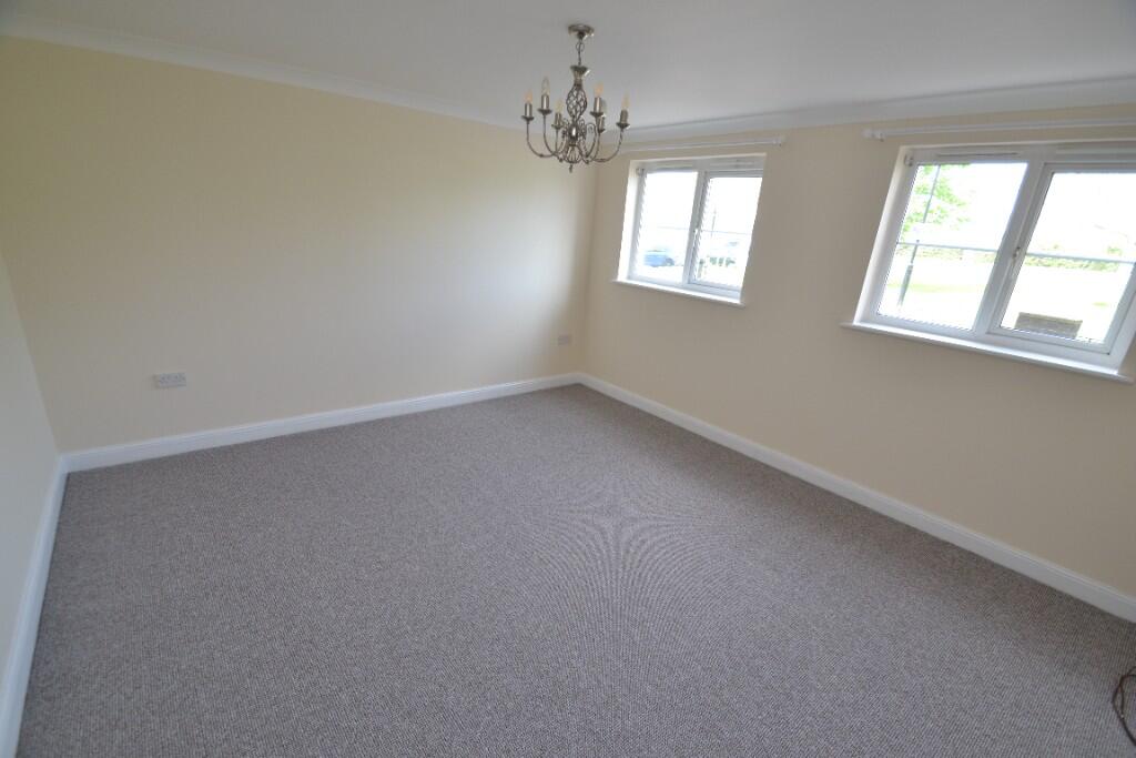 Fairlee Road, Newport, Isle Of Wight, PO30 photo 3