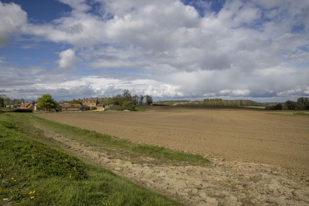Kintbury Holt Farm Buildings &amp; Land
