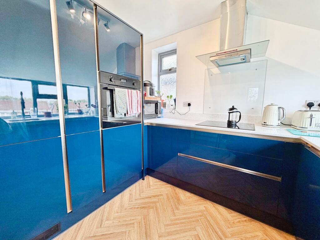 Apartment in Newcastle upon Tyne - View 5