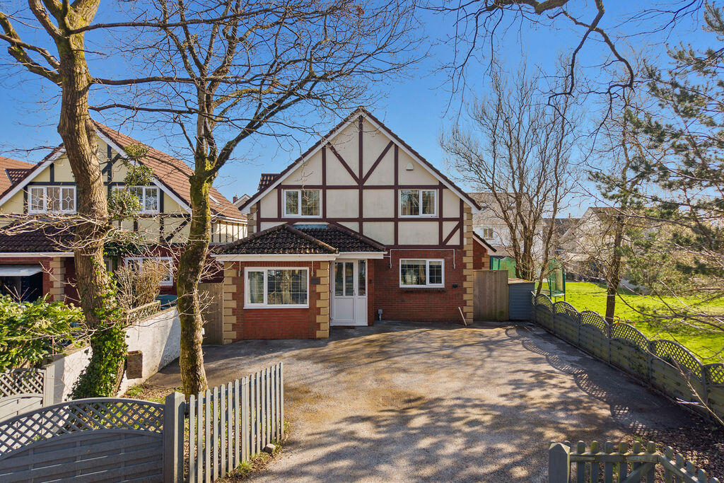 Main image of property: Clos Y Banc Yr Eithen, Gorseinon, Swansea, SA4