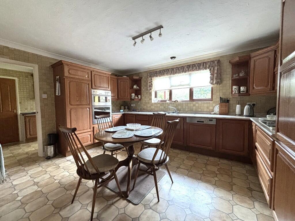 Howdale Road, Downham Market photo 4