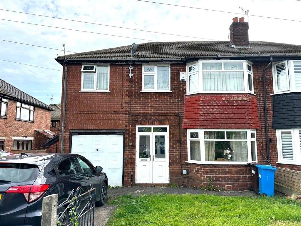 Main image of property: Carnwood Close, Manchester