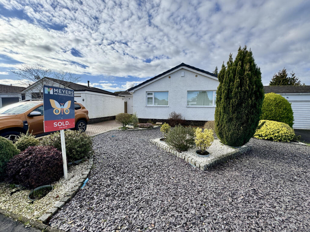 Main image of property: Ellesfield Drive, Ferndown, BH22 8