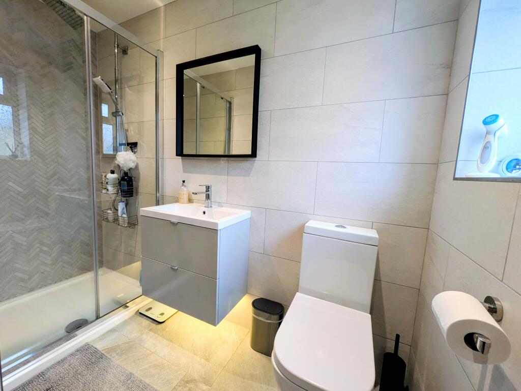 Additional image 25 of Hodgson Lane, Bradford, BD11