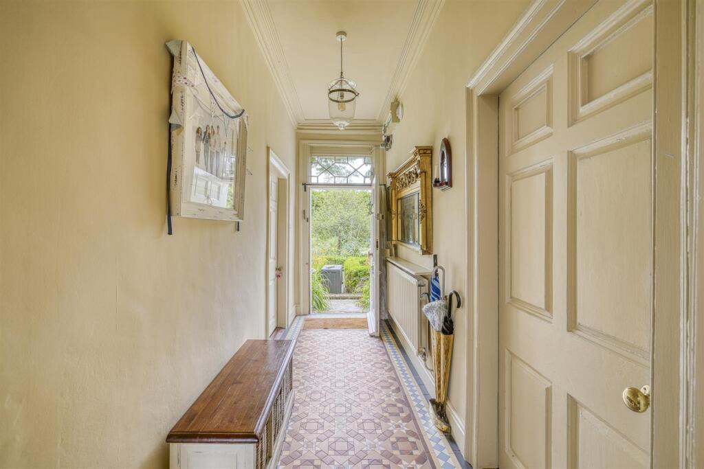 House in Bath - View 4