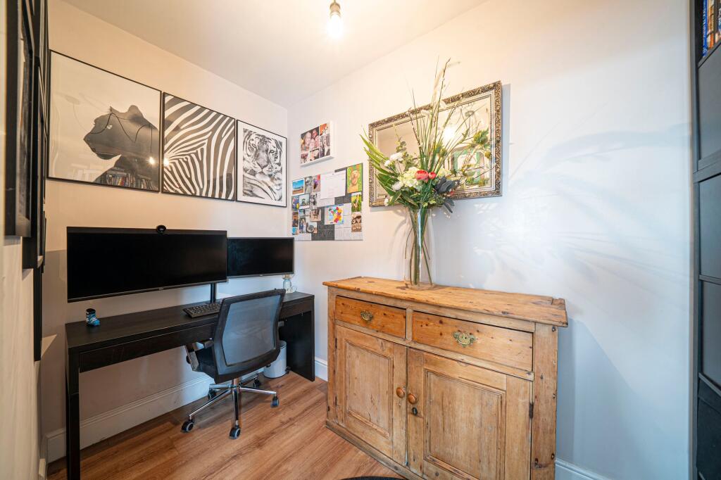 House in Test Valley, Andover - More