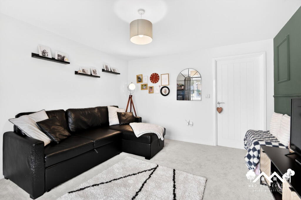 Reed Avenue, Great Harwood, BB6 7GW photo 4