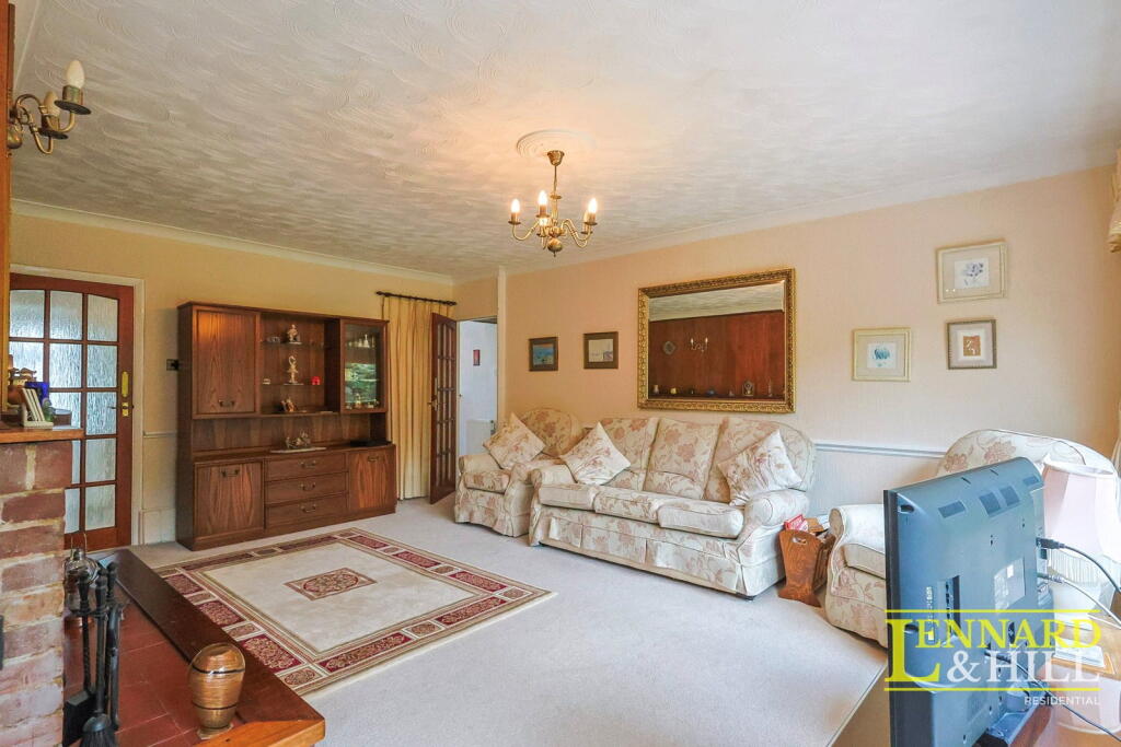 House in Romford - View 4