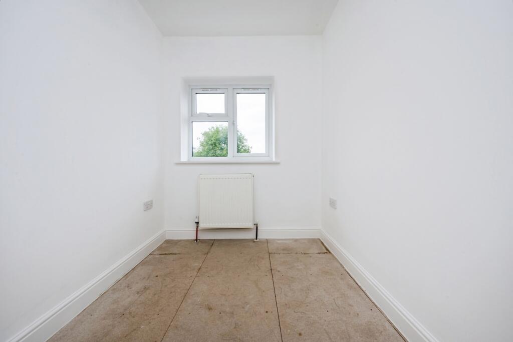 House in Elstow, Bedford - More