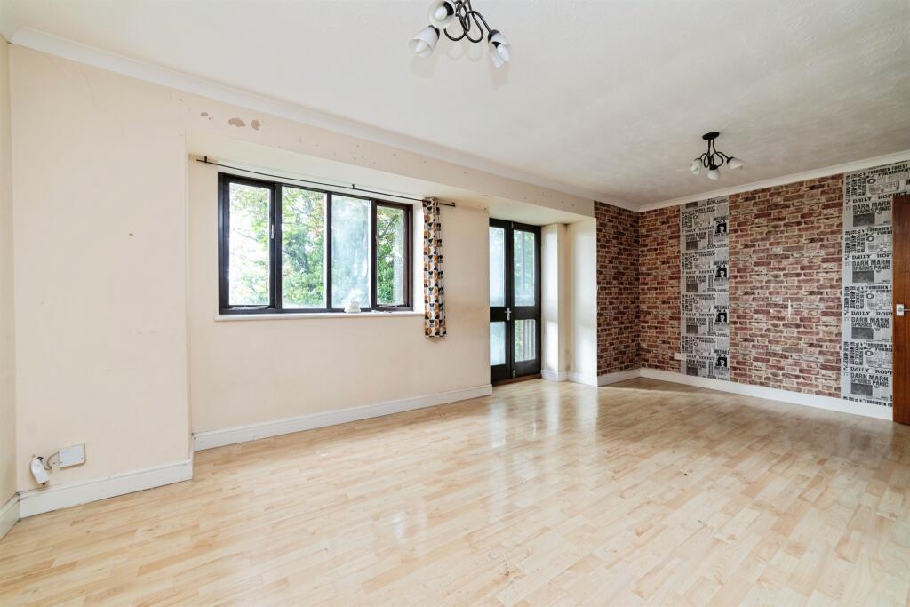 Apartment in Stevenage - View 2
