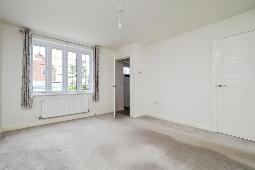 Pike Avenue, Keyworth, Nottingham, NG12 - View 5