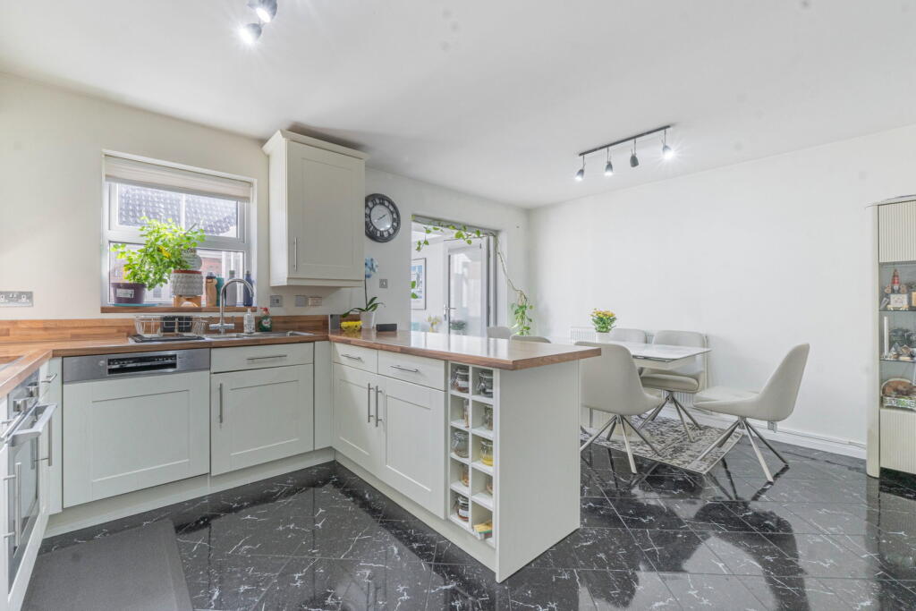 House in Birmingham - View 4