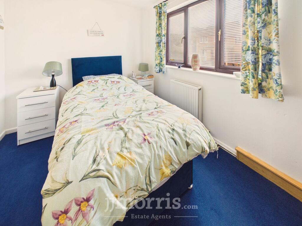 House in Goodwick, Fishguard and Goodwick - More