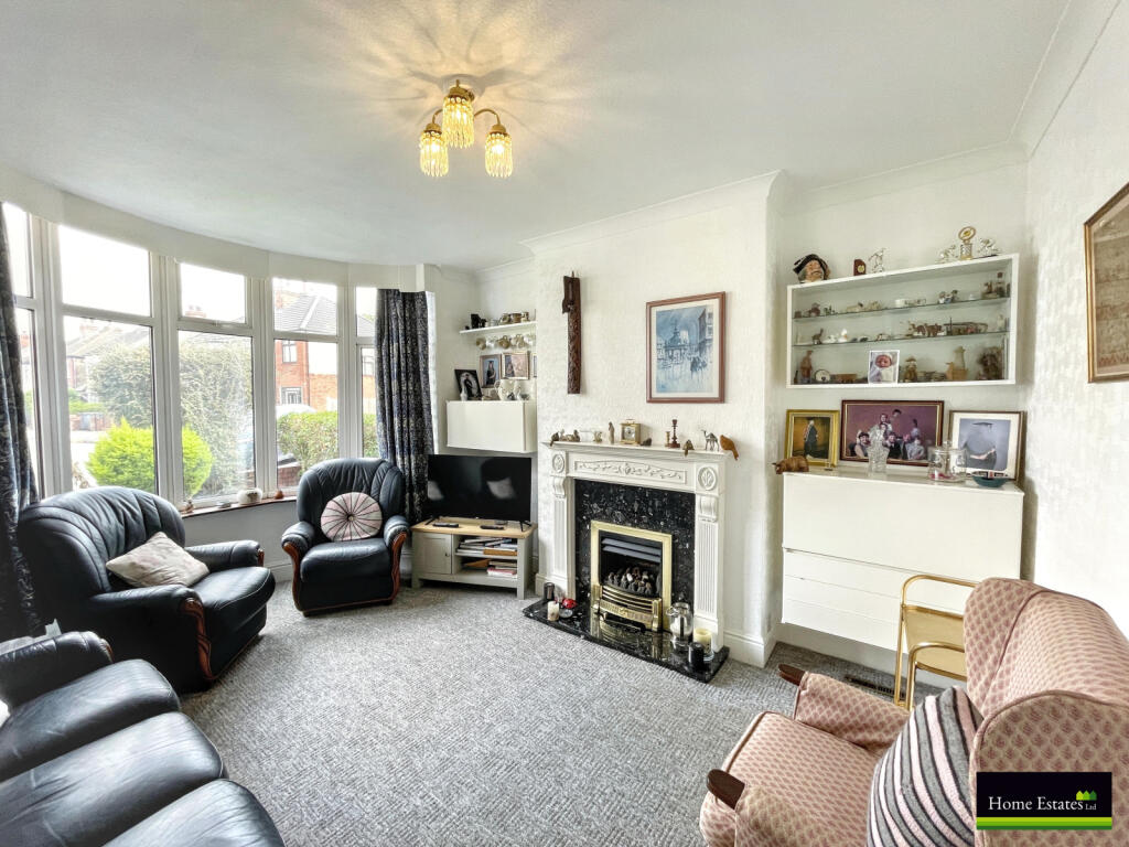 House in Hull - View 2