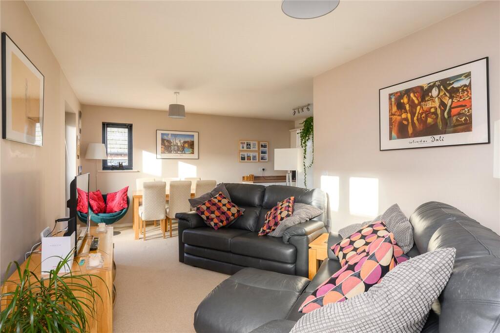 Allerton Bywater, Castleford, WF10 photo 2