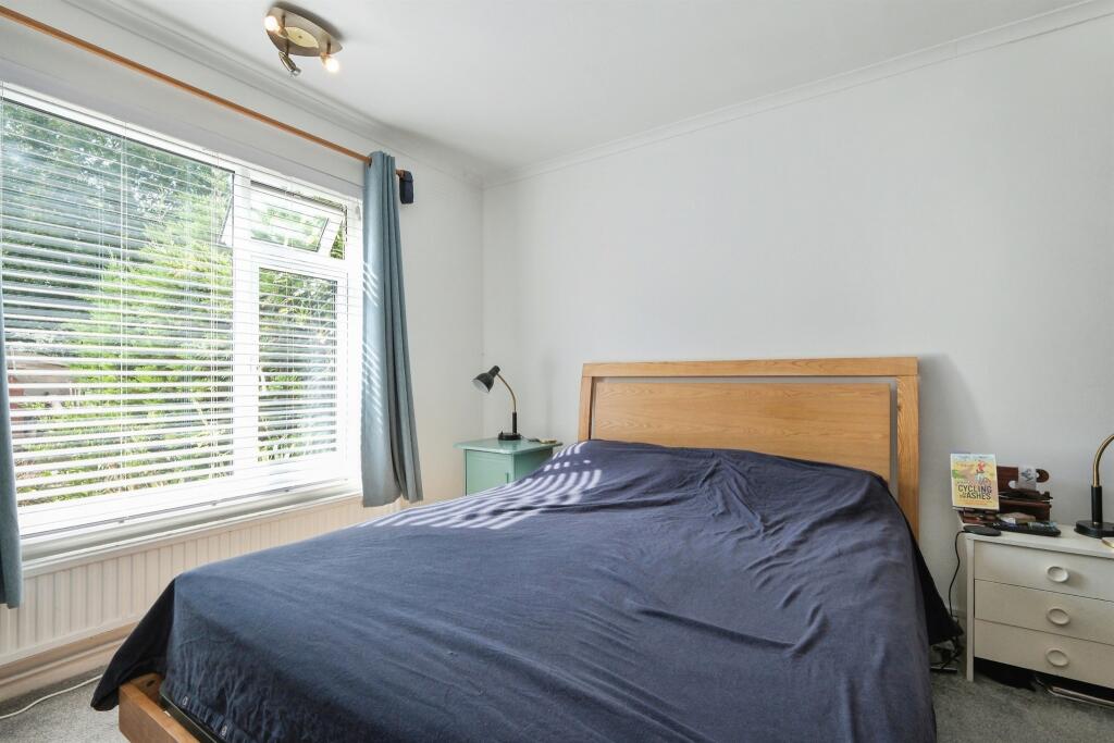 Apartment in Hove, Brighton and Hove - View 5
