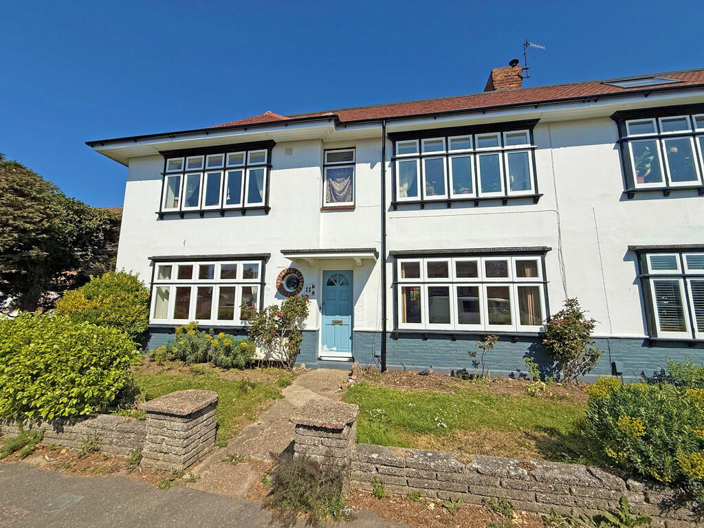 Main image of property: Tudor Mansions, Riverside Road