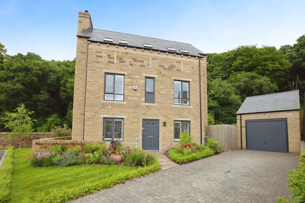 Main image of property: North Light Place, Keighley, BD22