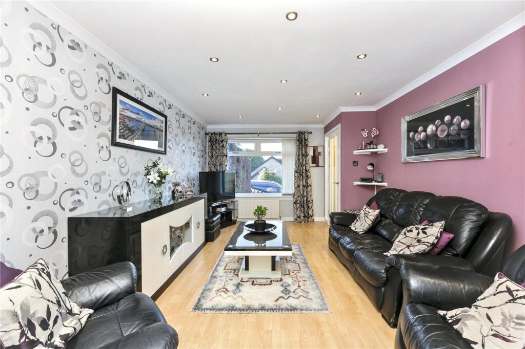 House in Kirkcaldy - More
