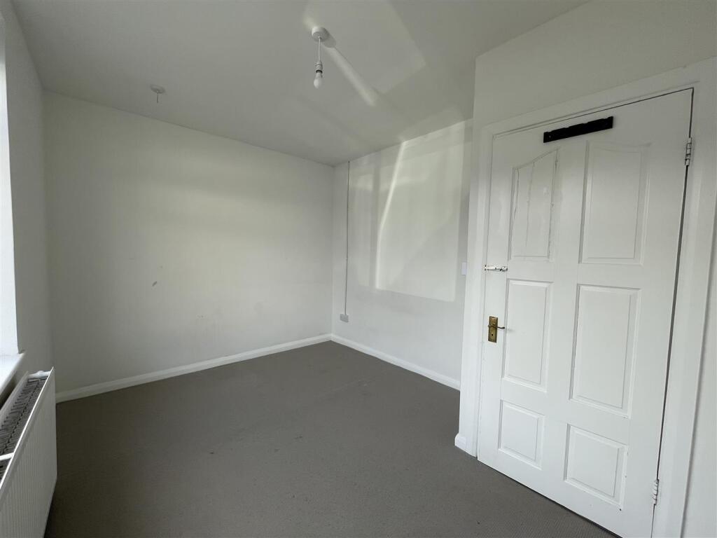 House in Southall - View 4