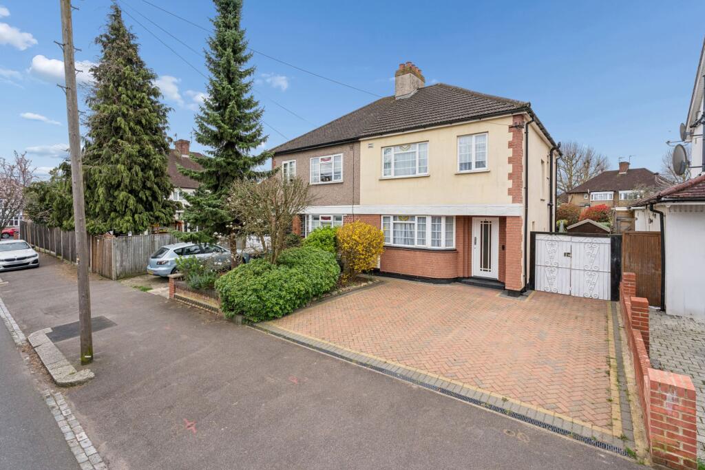 Main image of property: Tudor Walk, Watford, WD24