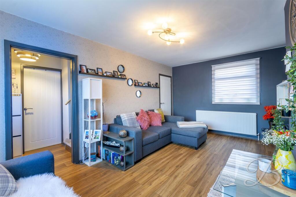 Hibbert Road, Mansfield - More