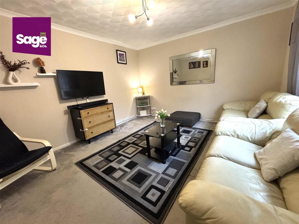 House in Newport - View 2