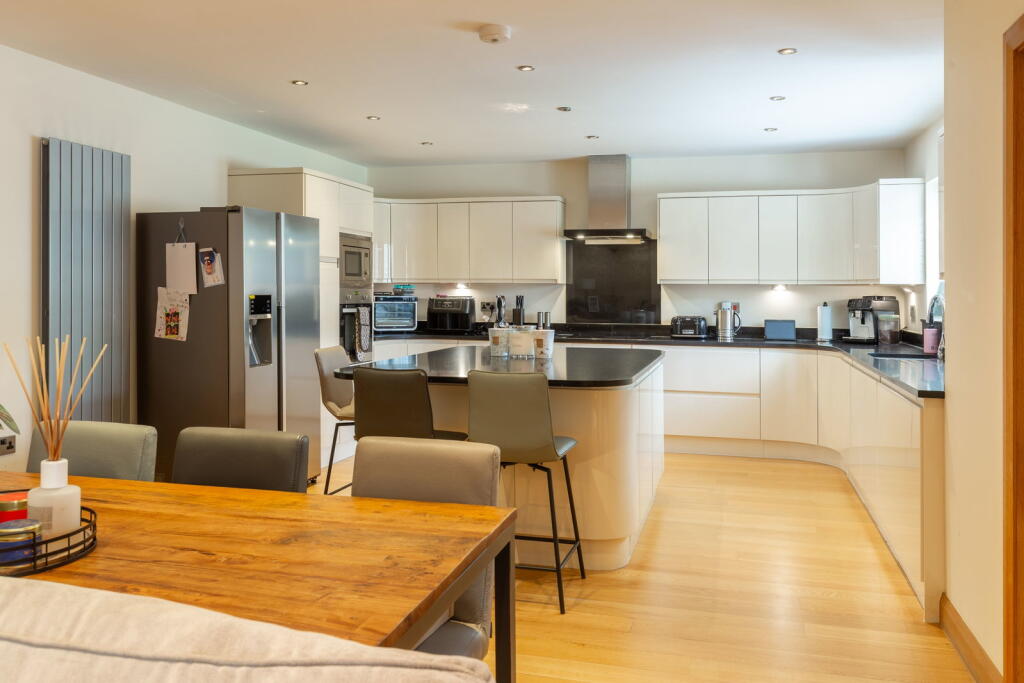 Hardaker Croft, Baildon, Shipley, BD17 5AU - More